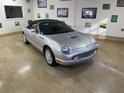 2004 Ford Thunderbird Deluxe