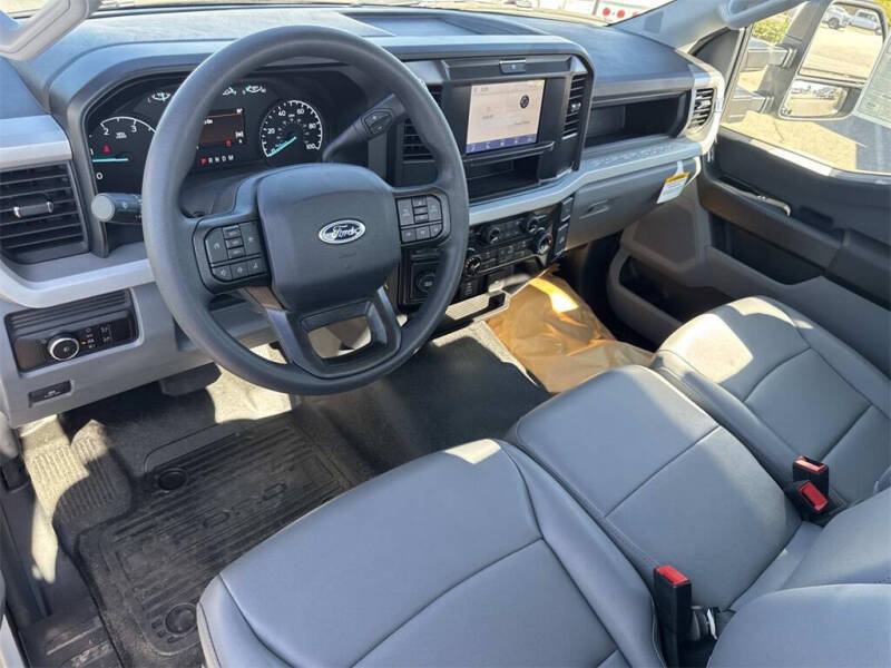 2025 Ford F-550 Super Duty