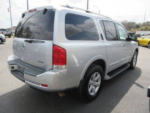 2011 Nissan Armada SV
