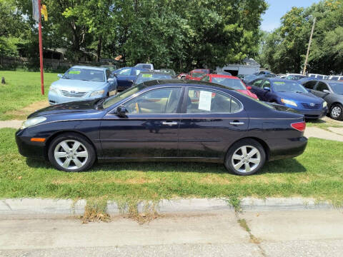 2005 Lexus ES 330 for sale at D and D Auto Sales in Topeka KS