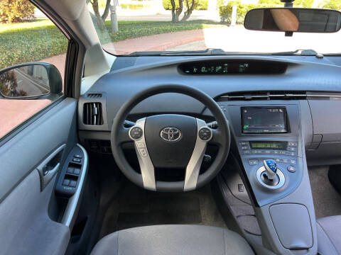 2010 Toyota Prius II