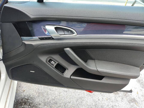 2013 Porsche Panamera