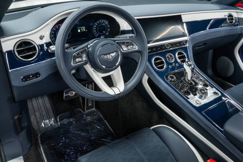 2025 Bentley Continental