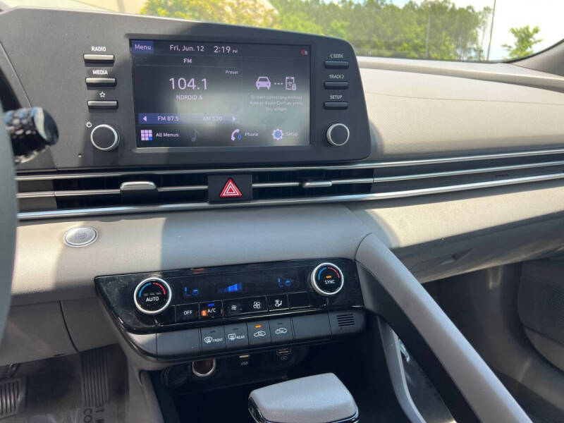2022 Hyundai Elantra