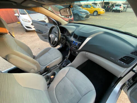 2015 Hyundai Accent GLS