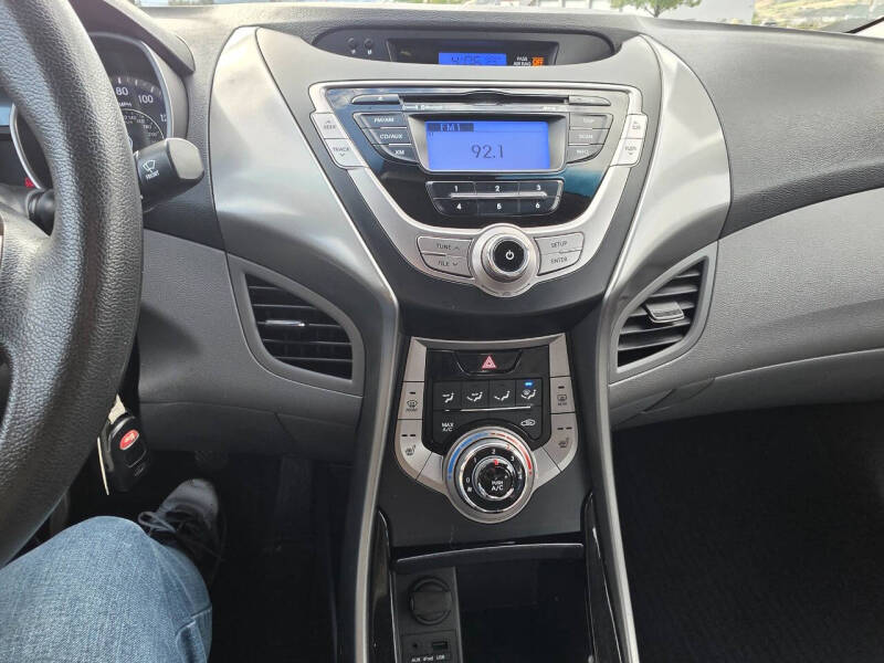2013 Hyundai Elantra Coupe GS