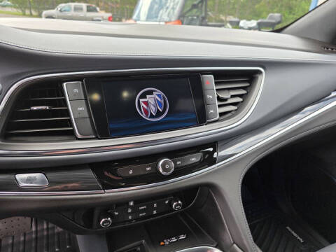 2024 Buick Enclave Essence