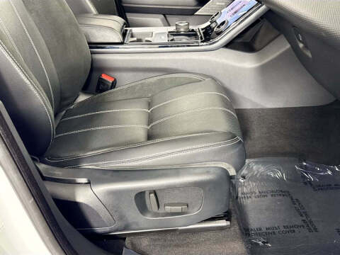 2019 Land Rover Range Rover Velar P250 R-Dynamic SE