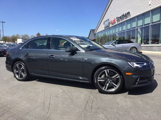 2017 Audi A4 2.0T quattro Premium Plus
