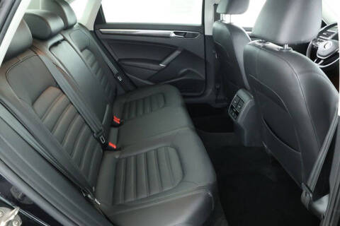 2018 Volkswagen Passat V6 SEL Premium