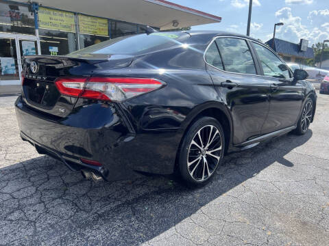 2019 Toyota Camry SE
