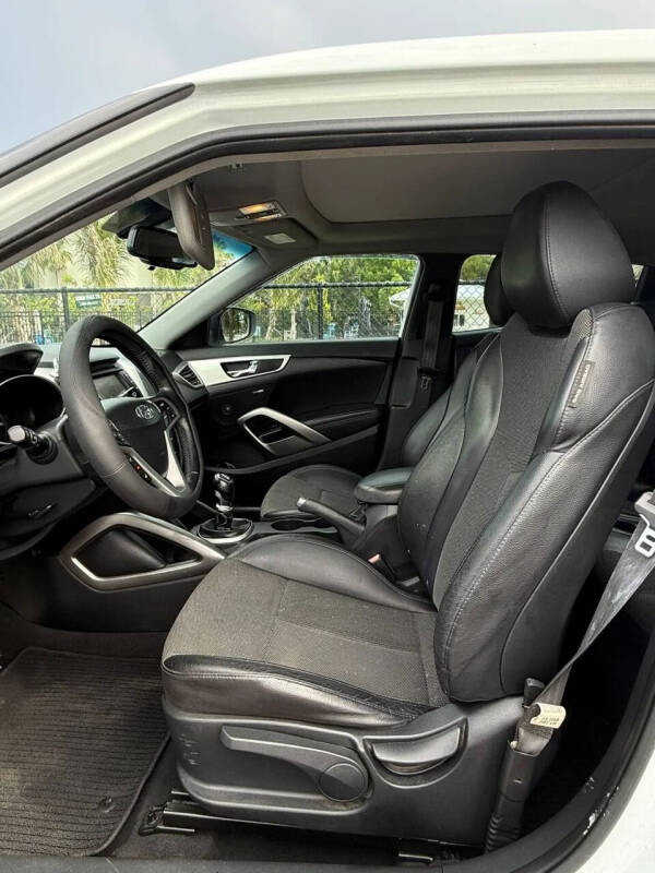 2013 Hyundai Veloster