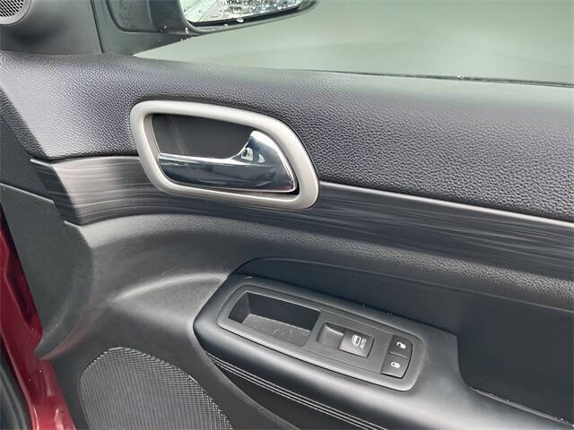 2020 Jeep Grand Cherokee Laredo E