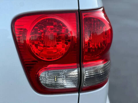 2005 Toyota Sequoia Limited