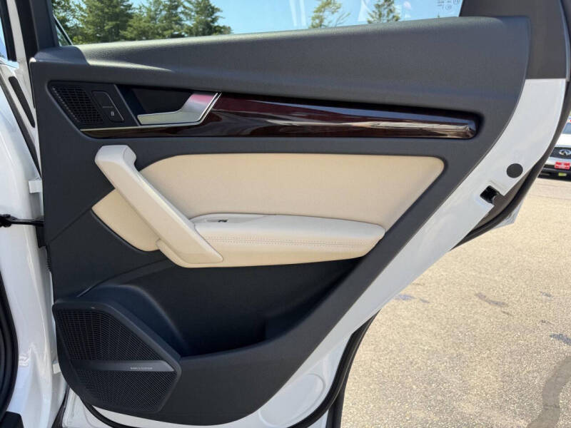 2019 Audi Q5 quattro Premium Plus 45 TFSI