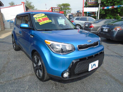 2016 Kia Soul +
