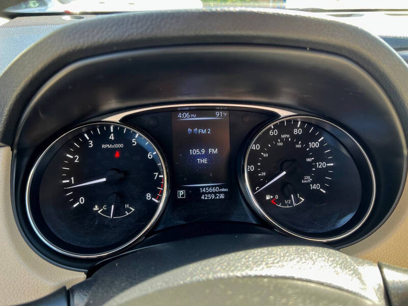2016 Nissan Rogue S