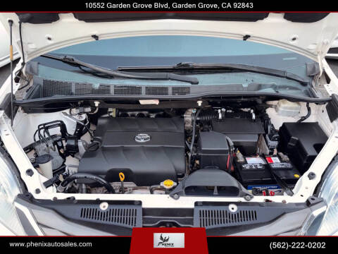 2011 Toyota Sienna Limited 7-Passenger