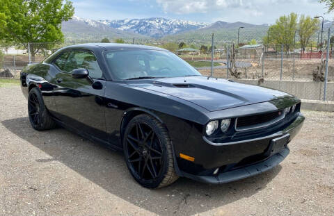 2013 Dodge Challenger for sale at The Car-Mart in Bountiful UT