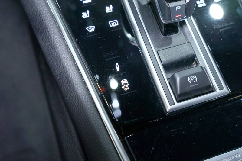 2018 Porsche Panamera 4S