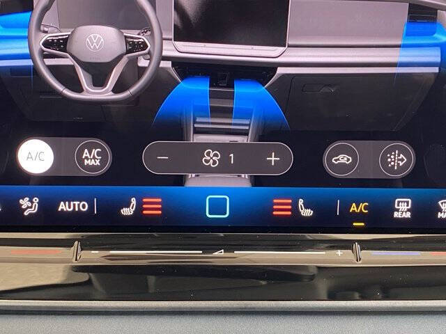 2025 Volkswagen Tiguan SE 4Motion