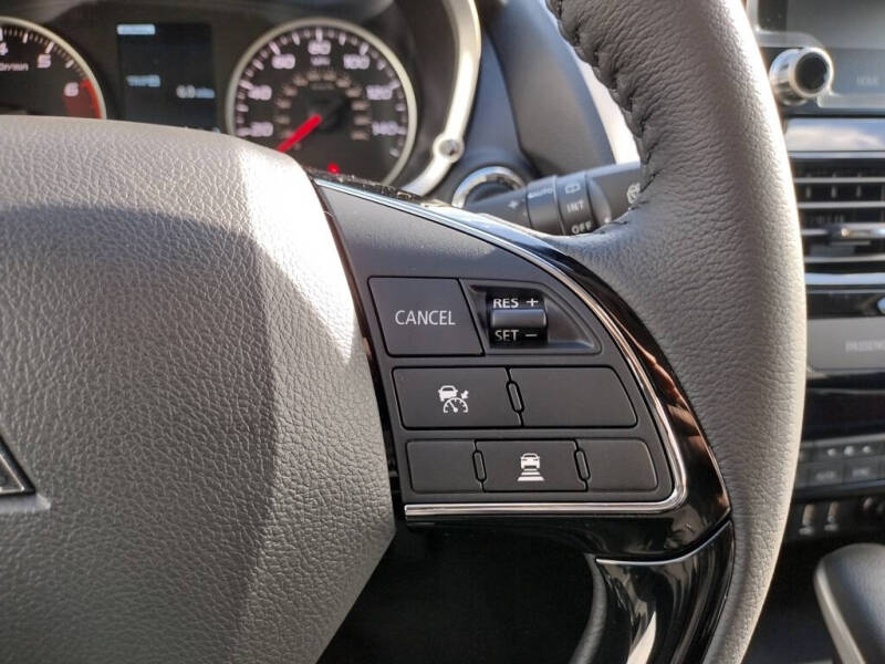 2026 Mitsubishi Eclipse Cross SE