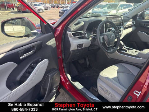 2026 Toyota Highlander XLE