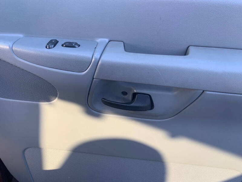 2005 Ford E-Series E-350 SD XLT