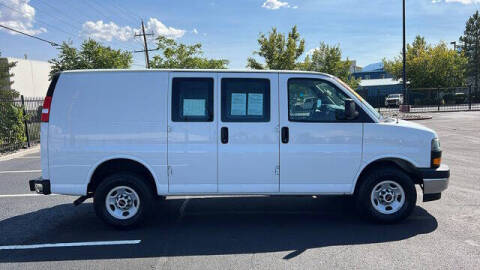 2023 GMC Savana 2500