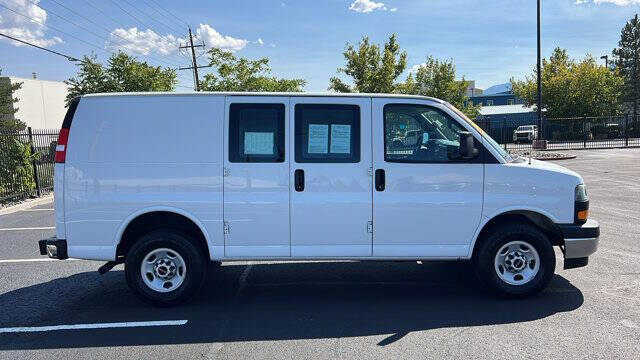 2023 GMC Savana 2500