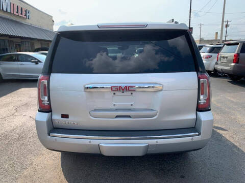 2017 GMC Yukon Denali