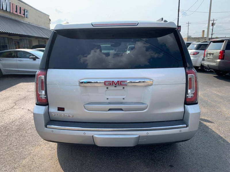 2017 GMC Yukon Denali