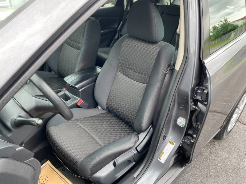 2018 Nissan Rogue S