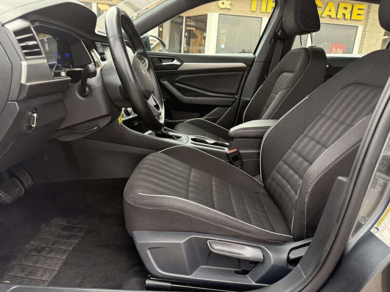 2023 Volkswagen Jetta Sport