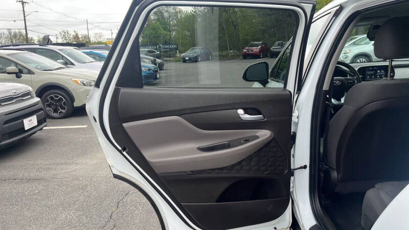 2019 Hyundai Santa Fe SE 2.4L