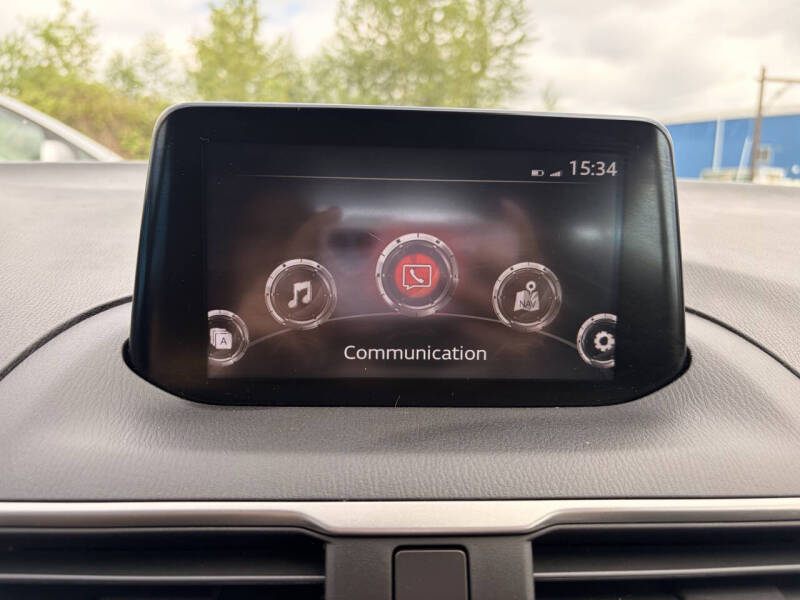 2018 Mazda MAZDA3 Touring