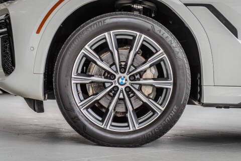 2022 BMW X6 xDrive40i