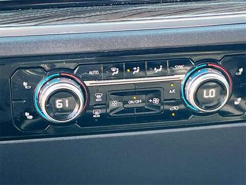 2024 GMC Sierra 1500 Elevation Standard