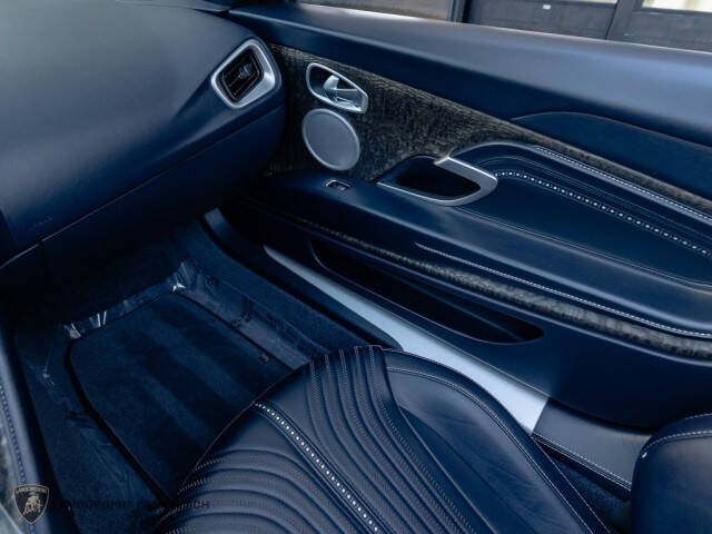 2019 Aston Martin DB11 Volante