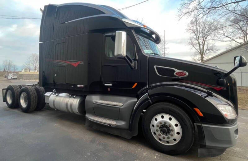 2020 Peterbilt 579