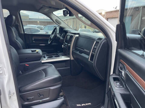 2014 RAM 1500 Laramie