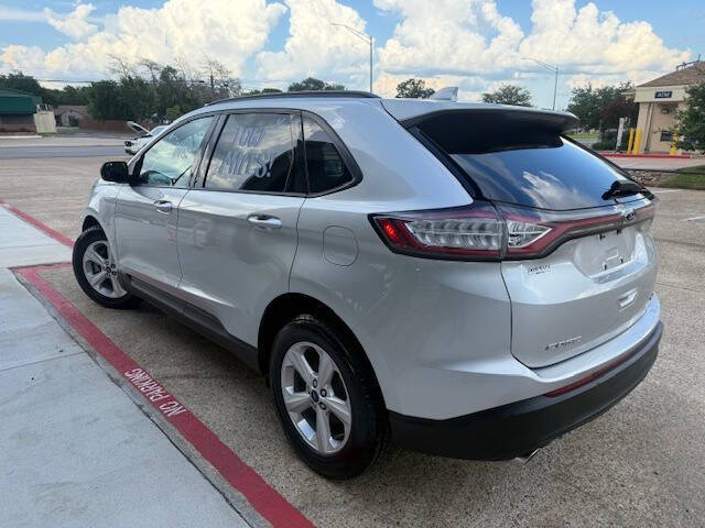 2018 Ford Edge SE