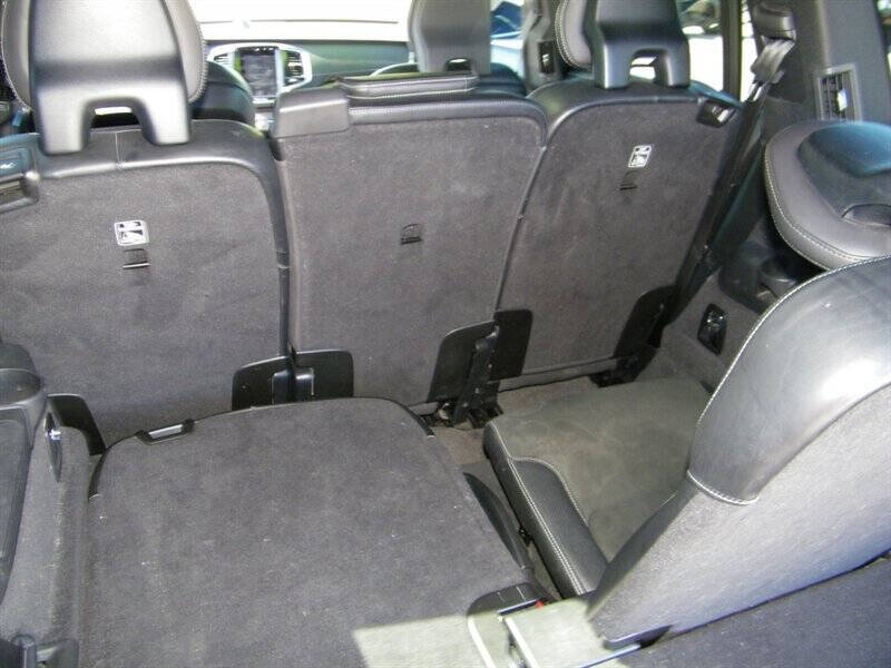 2019 Volvo XC90 T8 eAWD R-Design