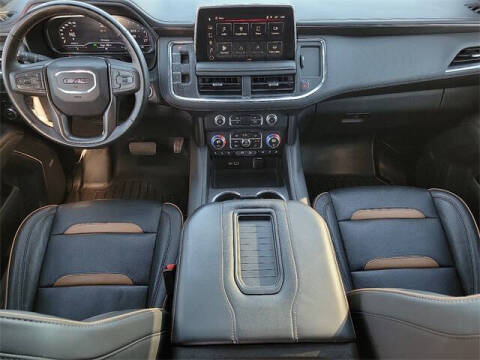 2023 GMC Yukon XL AT4