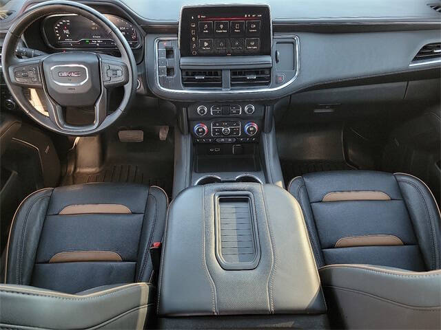 2023 GMC Yukon XL AT4