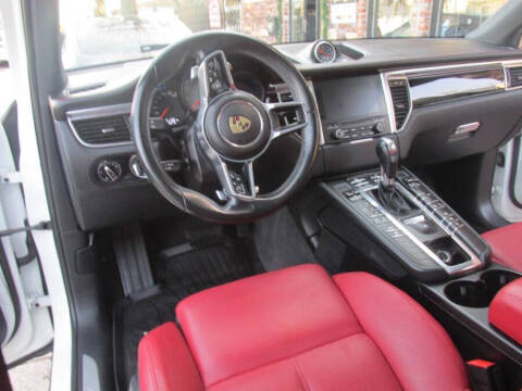 2017 Porsche Macan S