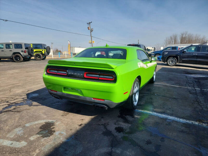 2017 Dodge Challenger R/T Plus