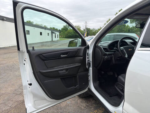 2017 Chevrolet Traverse LT