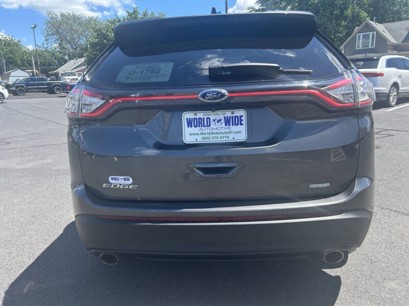 2016 Ford Edge SE