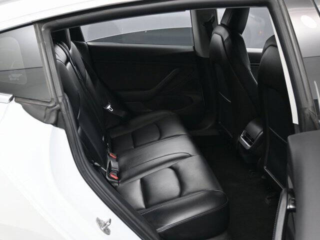 2019 Tesla Model 3 Mid Range